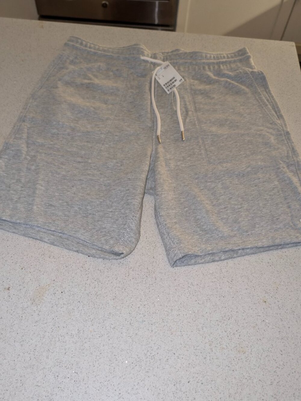 NEW w/Tags-H&M Men's Size L Light Grey Sweat Shorts with Drawstring and Pockets